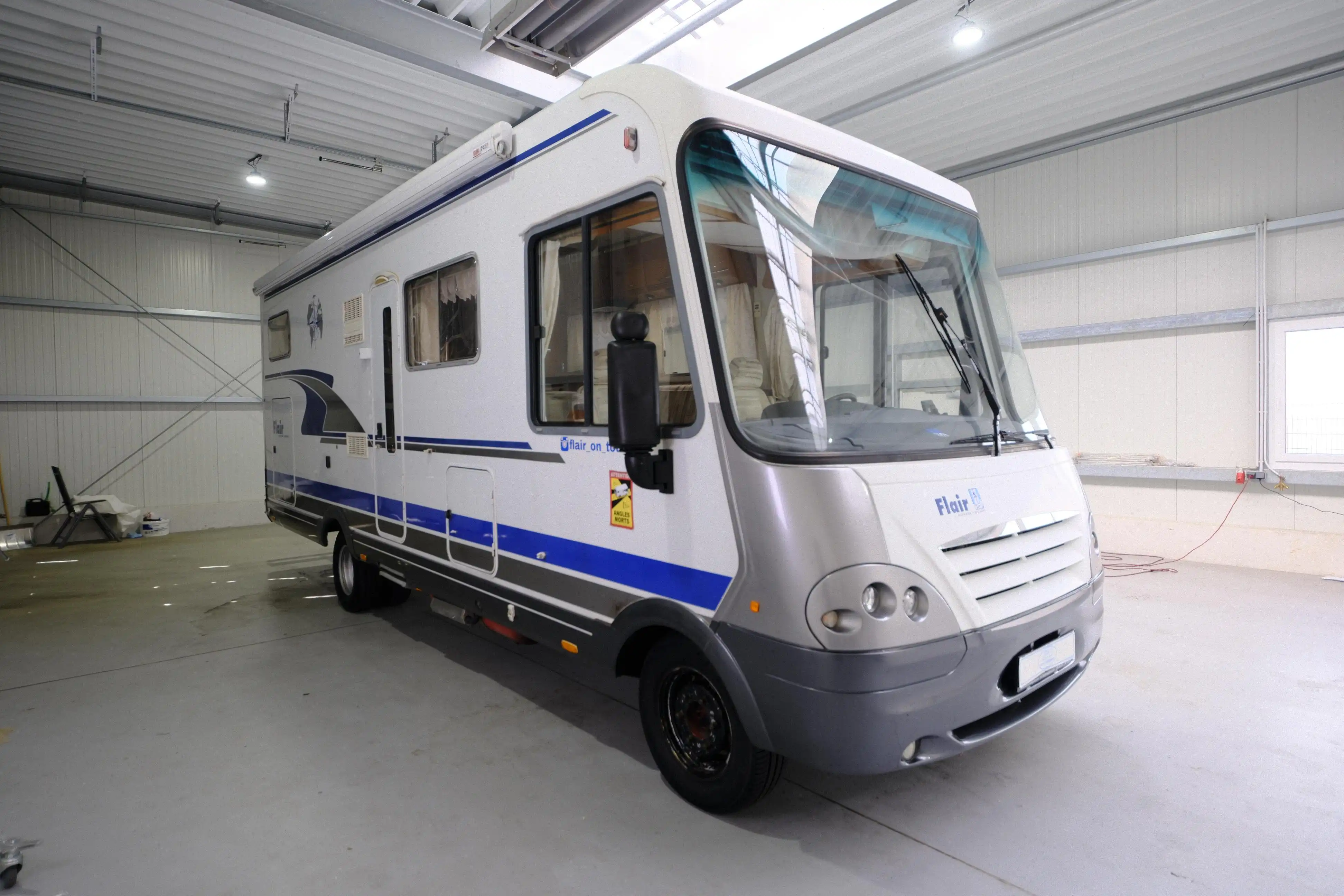 NIESMANN + BISCHOFF Flair I 8000